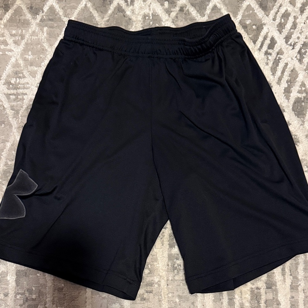 Under Armour Men's Black Athletic Shorts